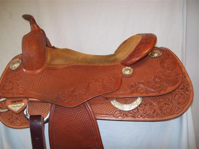 Used Saddle:- Image Number:0